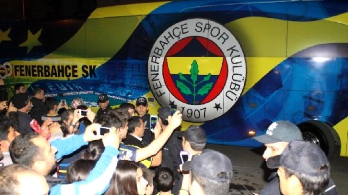 Fenerbahçe, Kupa Maçı İçin Mersin\'de