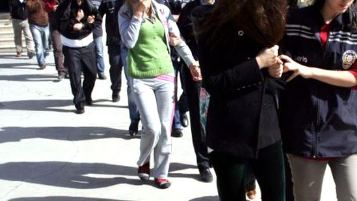 Gaziantep\'te Fuhuş Operasyonu: 26 Gözaltı