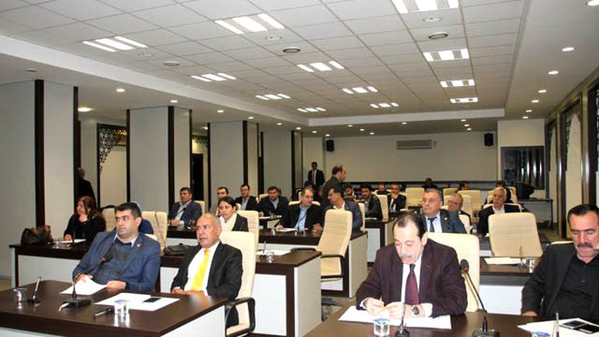 Haliliye\'de \'Yüksek Gerilim\'li Toplantı