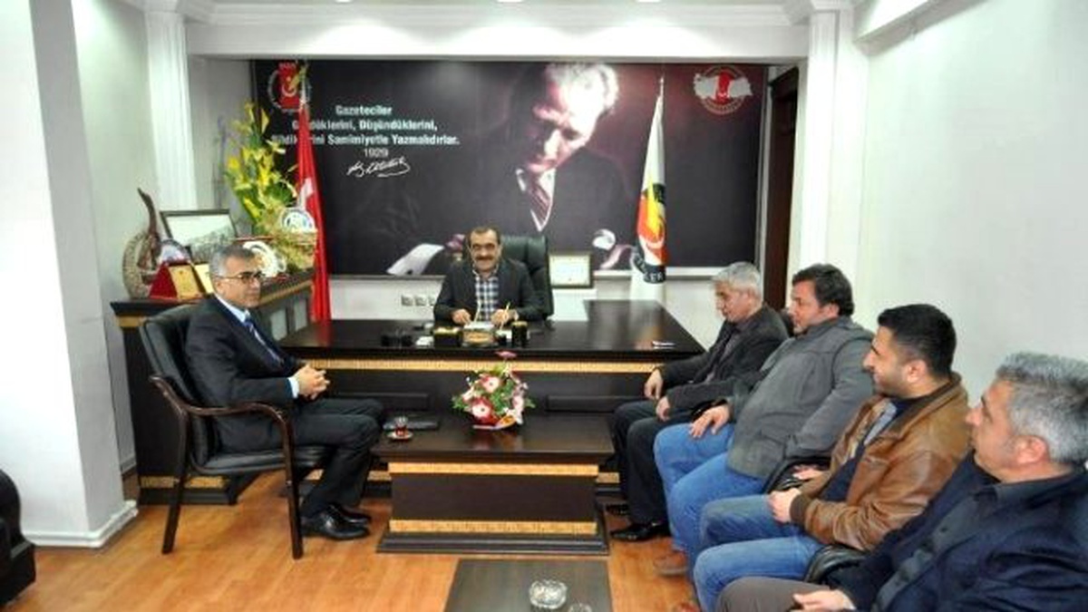 KHB Genel Sekreteri Öz, AGC\'yi Ziyaret Etti