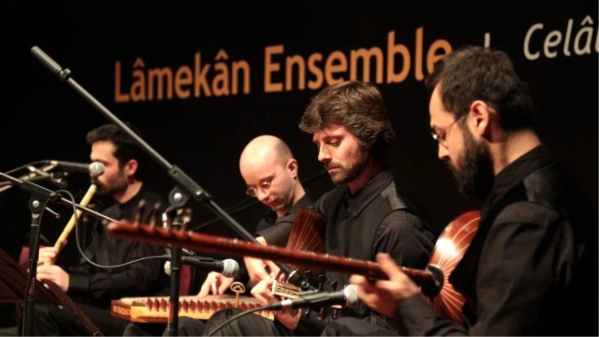 "Lâmekân Ensemble" İstanbul\'da, Saray Müziği Ziyafeti Yaşattı