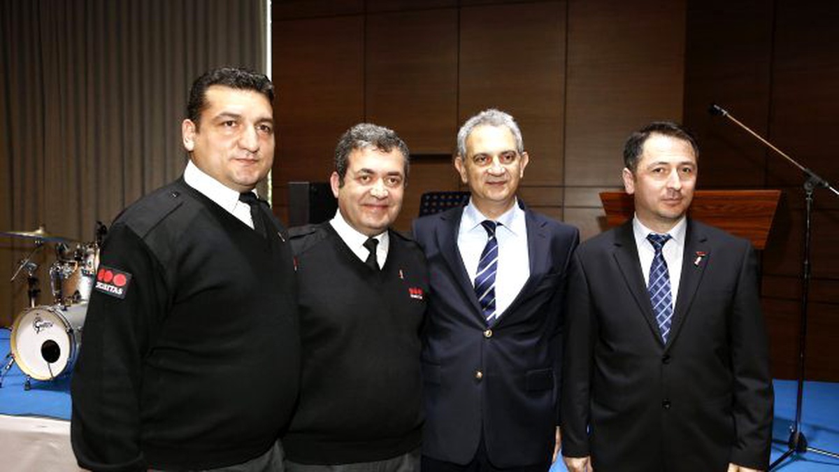 Mesleğe Bağlılığa Anlamlı Teşekkür