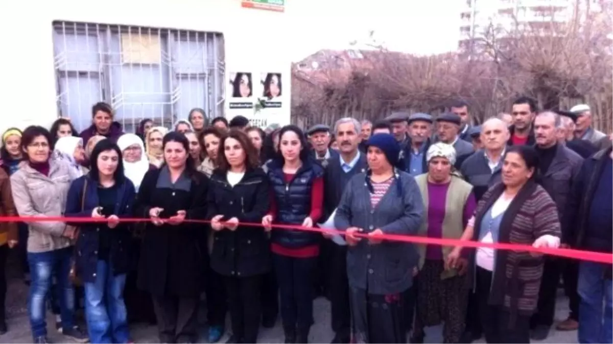 Özgecan Aslan'ın Adı Malatya'da Bir Sokağa Verildi
