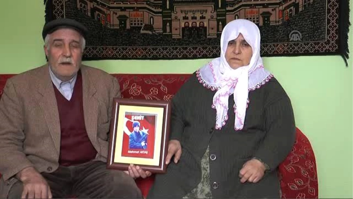 PKK\'ya Silah Bırakma Çağrısı - Şehit Babası Aktaş