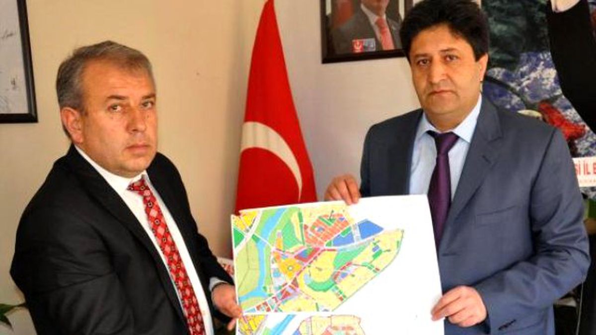 Sivas\'ta BBP\'li Meclis Üyelerinden İmar Planı Tepkisi