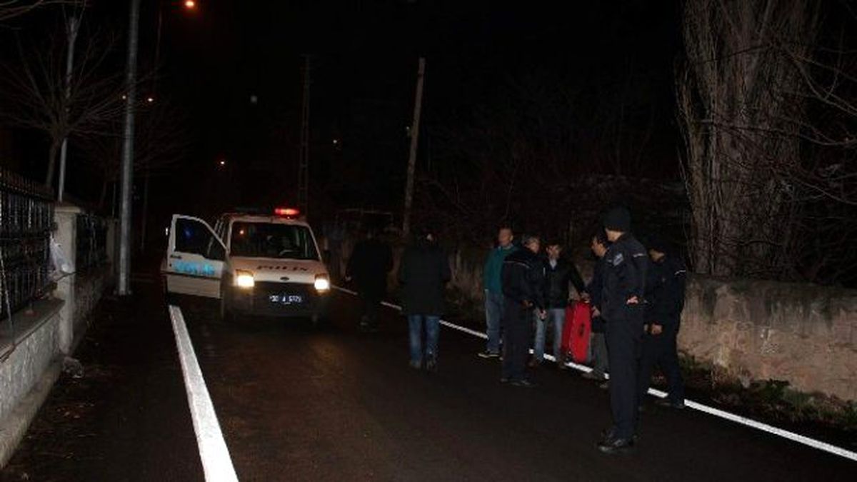 Şüpheli Bavul Patlatılmadan Sahibi Geldi