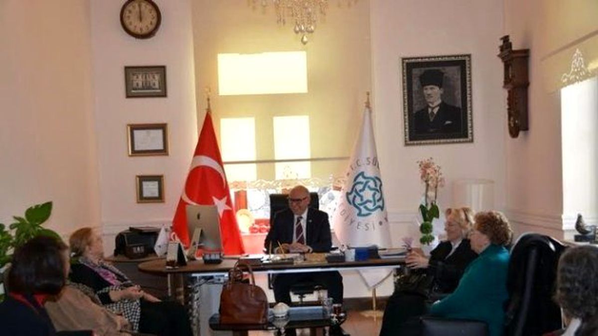 Türk Böbrek Vakfı Tekirdağ Şubesi\'nden Süleymanpaşa Belediyesi\'ne Ziyaret