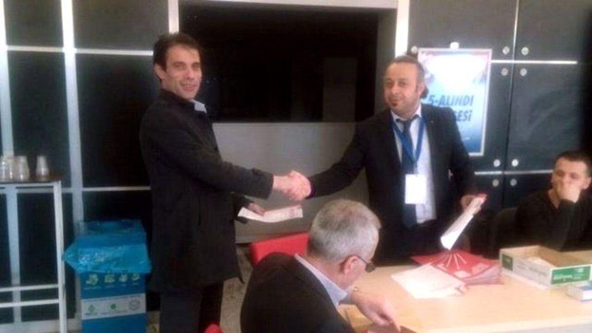 Uşak\'ta Gazeteci Nurullah Çavuşoğlu Aday Adayı