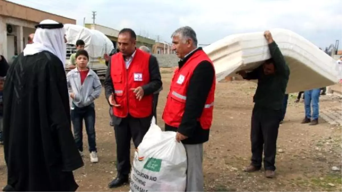 Alman Yardım Derneğinden, Silopi\'deki Ezidi ve Kobanili Ailelere Yardım