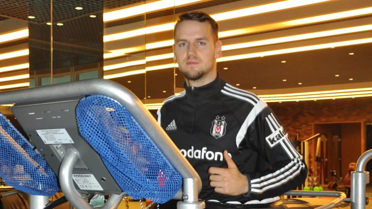 Beşiktaşlı Alexander Milosevic\'in Tedavisi Sürüyor