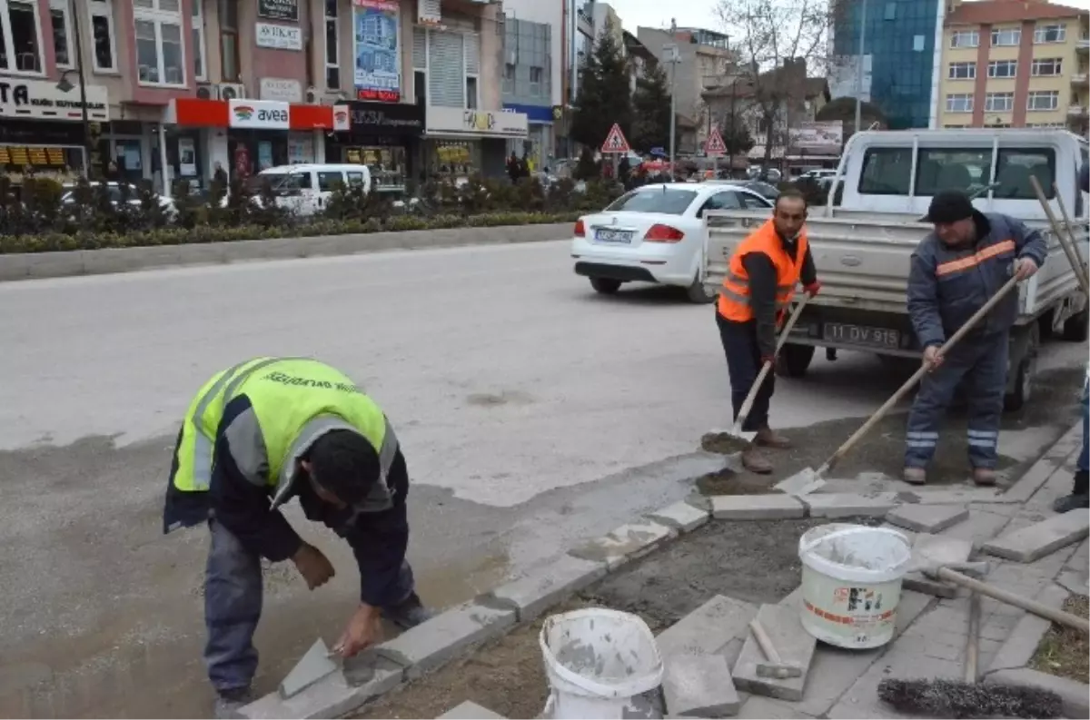 Bozüyük\'te Tadilat Çalışmaları