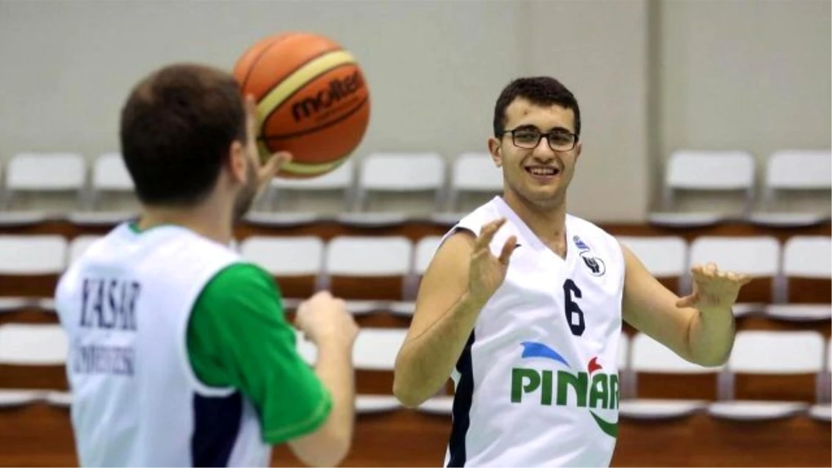 Doruk Güngör, Türkiye\'de Basketbol Maçına Çıkan İlk Otizmli Oldu