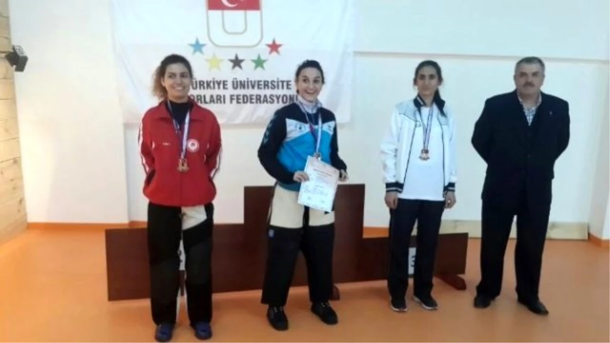 Erzincan Üniversitesinde Çifte Şampiyonluk