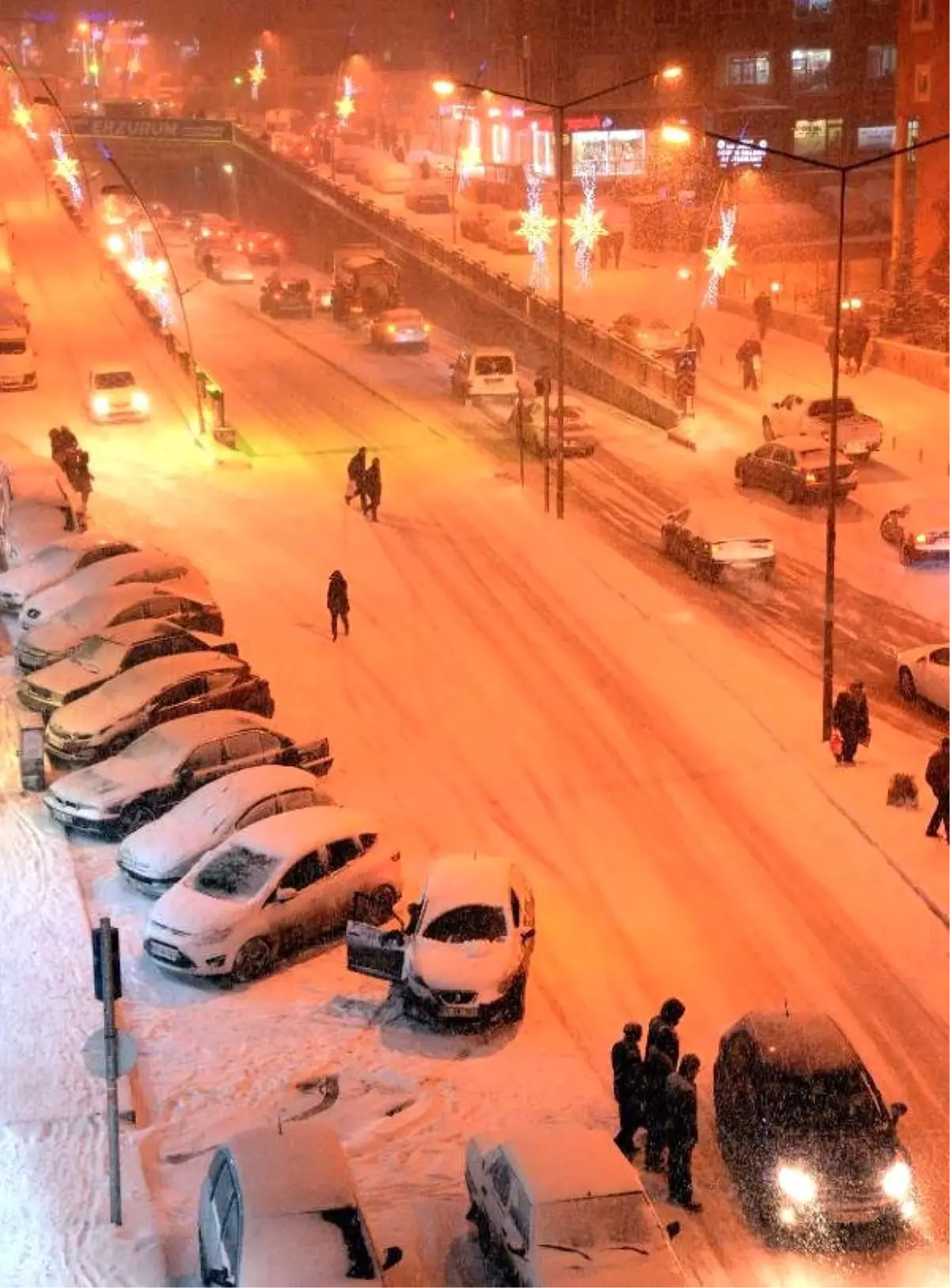 Erzurum\'a Kara Kış Geri Döndü