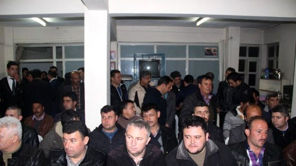Hasan Eryılmaz\'a Kula\'da Coşkulu Karşılama