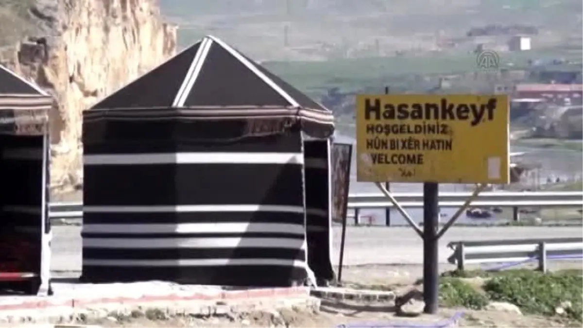 Hasankeyf\'te Turistler İçin Kıl Çadır