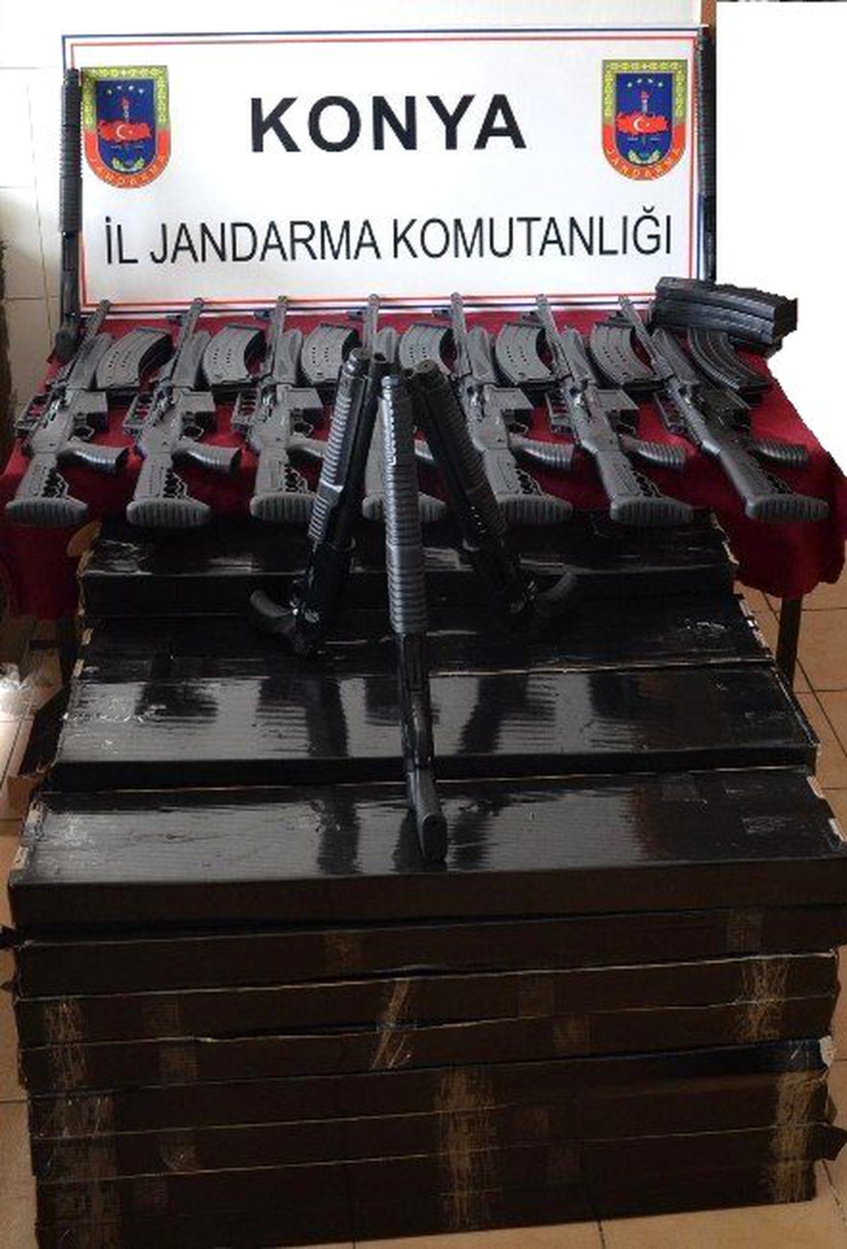 Jandarmadan Yasa Dışı Tüfek Operasyonu