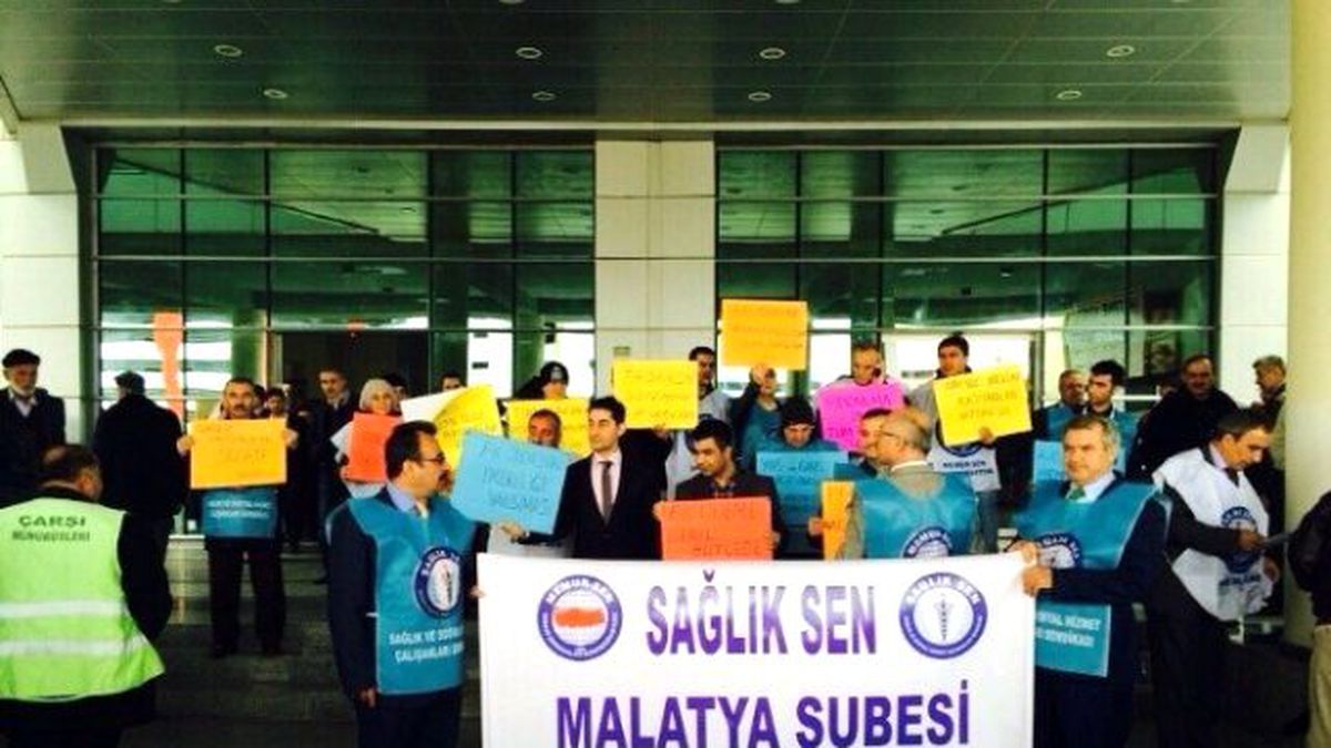Sağlık Sen Devlet Hastanesi Önünde Eylem Yaptı