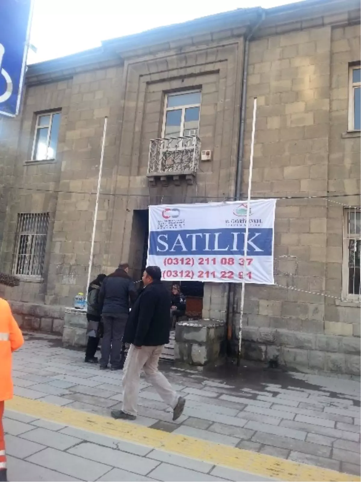 Tarihi Tekel Binası Satışa Çıkarıldı