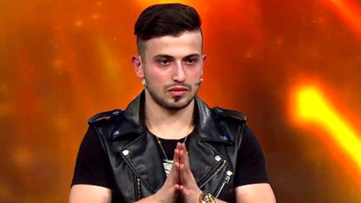 Yarışmacı Gösterisi Sırasında Kedisini Kaybetti