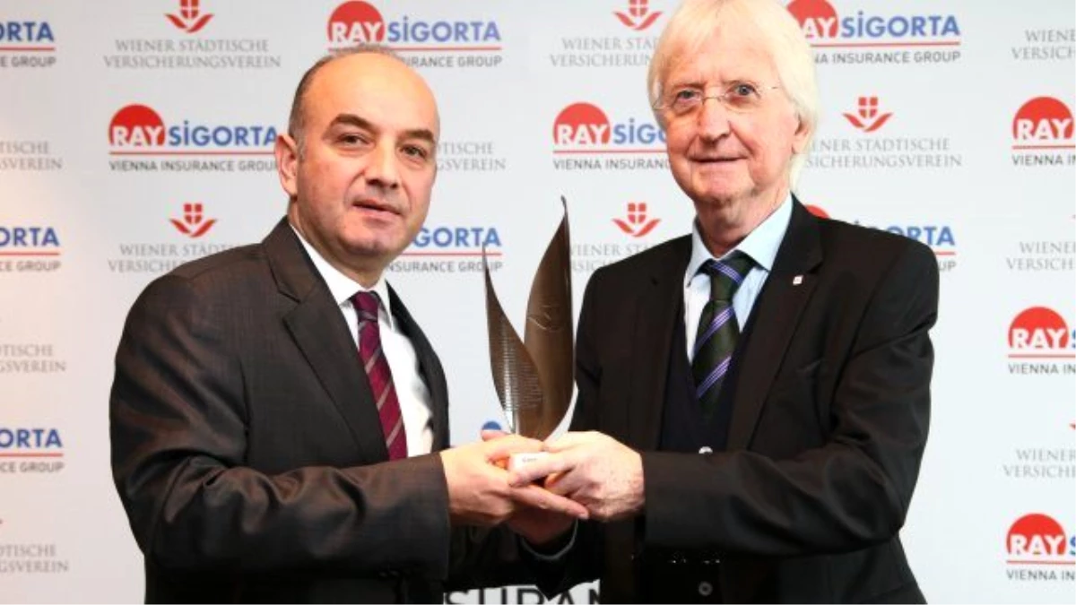 2014 Yılı Günter Geyer Sosyal Bilinç Ödülü \'Ray Sigorta\'nın