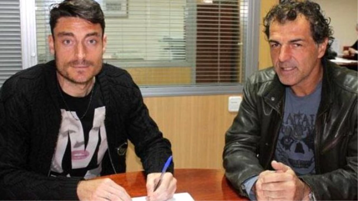 Albert Riera, Mallorca ile İmzaladı