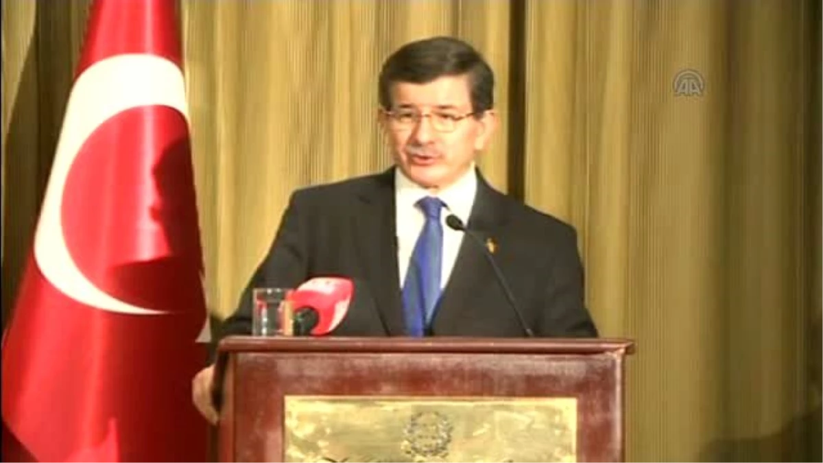 Başbakan Davutoğlu: "Bir İnsanın Mağdur ya da Katil Olması Bir Dinle İzafeten Değerlendirilemez....