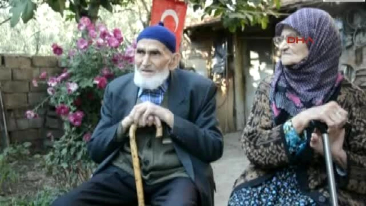 Bursa İznik 80 Yıllık Eşini Kaybedince Asırlık Çınar Yalnız Kaldı