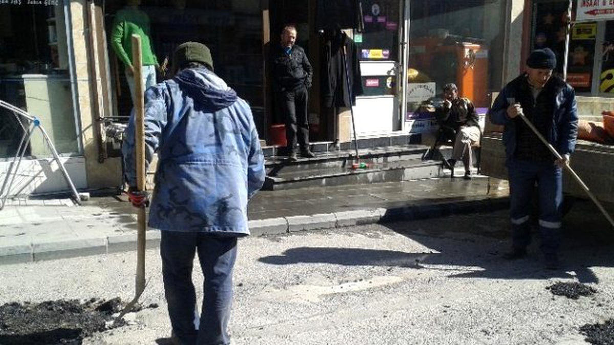 Develi Belediyesi\'nden Esnafı Sevindiren Çalışma