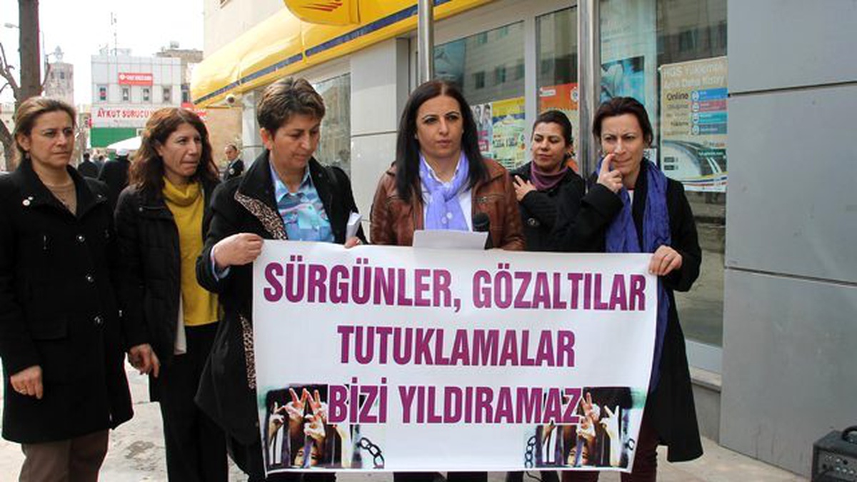 Durdu: Kadın Tutsaklar Baskıya Maruz Kalıyor