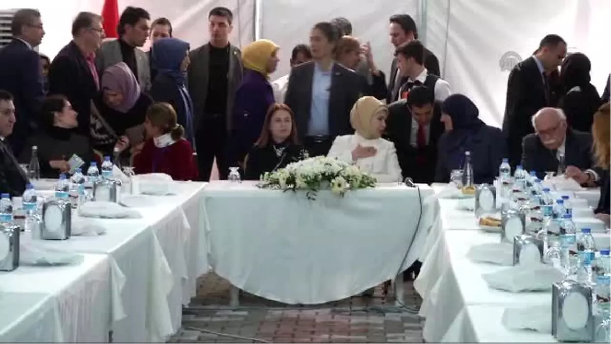 Emine Erdoğan, Suruç\'ta Anasınıfı Ziyareti Yaptı