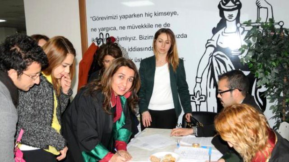 Gaziantepli Avukatlar Özgecan Davasına Müdahillik İstiyor
