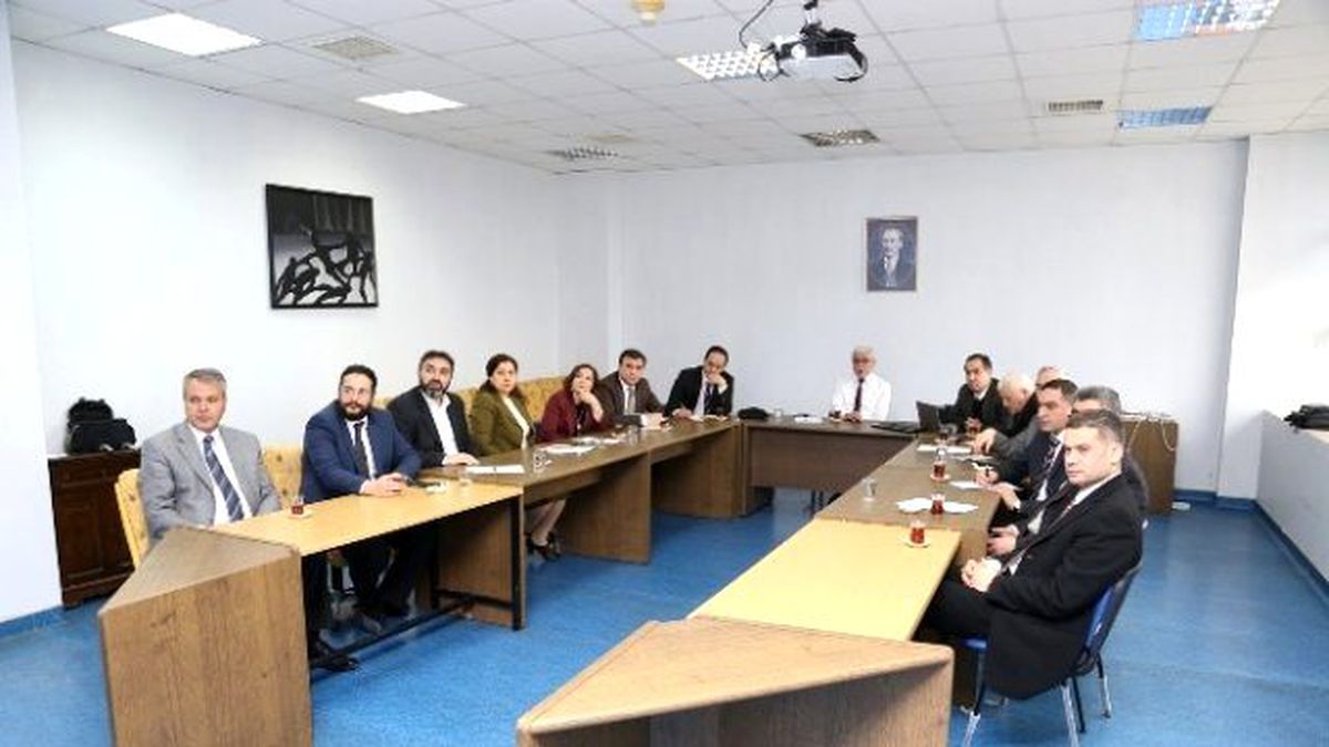 İnönü Üniversitesi\'nde Tıp Eğitim Modeli