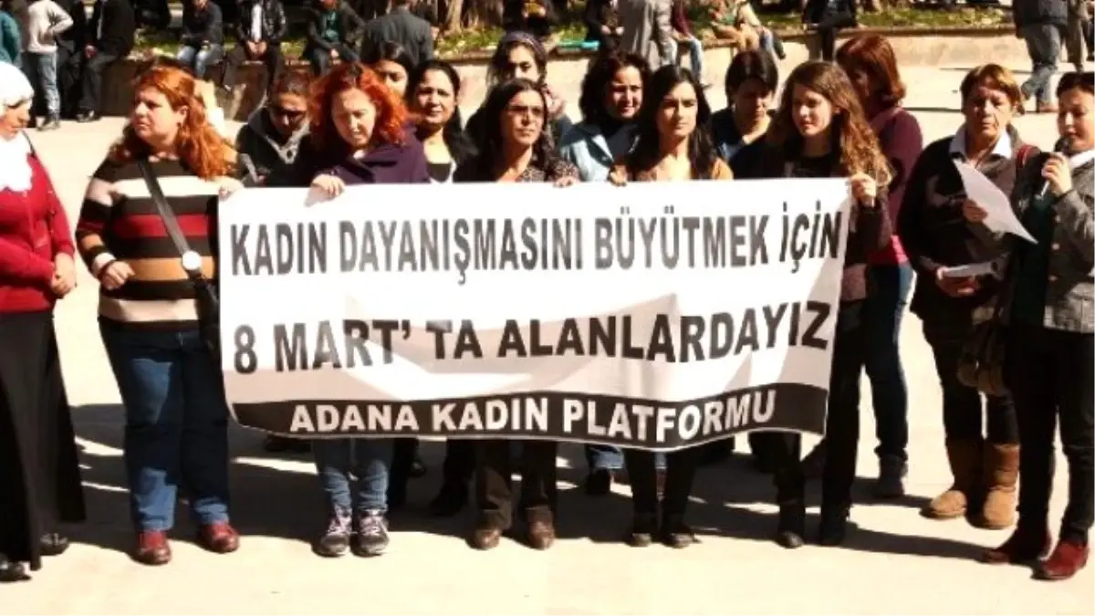 Kadınlar Önce Miting Yapacak Sonra Yürüyecek