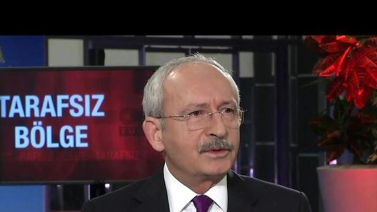 Kılıçdaroğlu Konuşurken "CHP\'nin Kedisi" İçeri Girdi