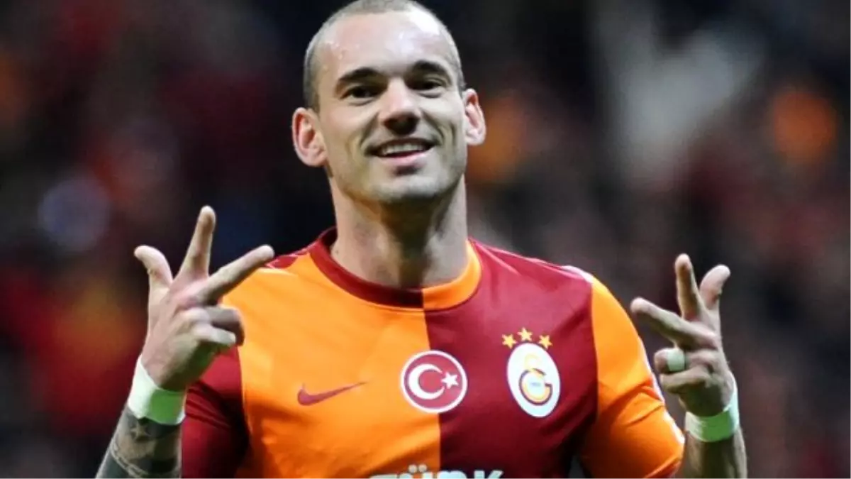 Sneijder Volkan\'ı Yine Gözüne Kestirdi