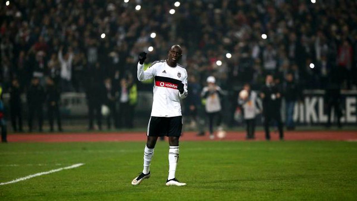 Ufak Çocuğun Ağlatan Demba Ba Sevgisi