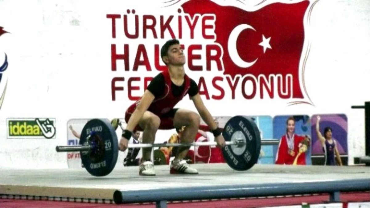 Aydın\'dan Türkiye Halter Şampiyonasında Üç Derece