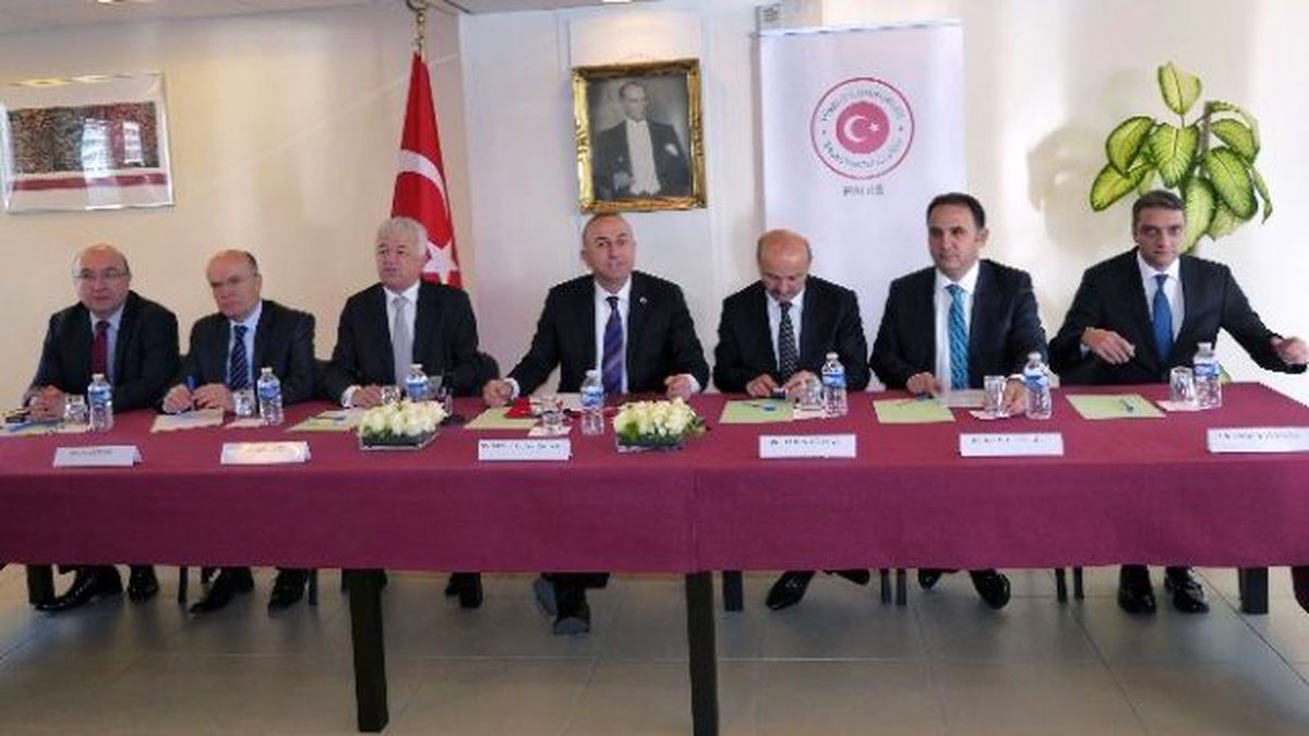 Bakan Çavuşoğlu, Suriye, Yemen, Libya\'daki Sorunları Değerlendirdi
