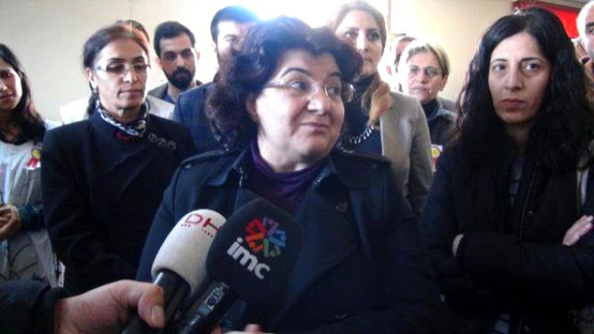 Dbp\'li Ayna: Rektör Görüşmeyi Kabul Etmedi, YÖK Başkanı Kabul Etti