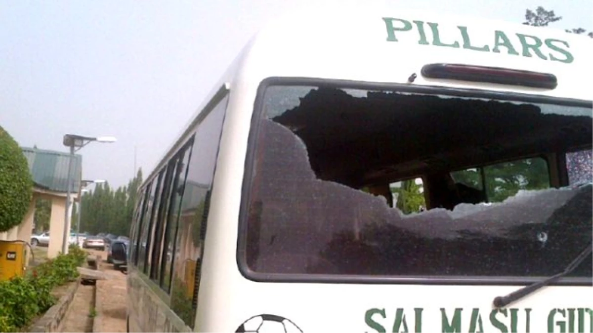 Nijerya\'da 5 Futbolcu, Silahlı Soygunda Yaralandı!
