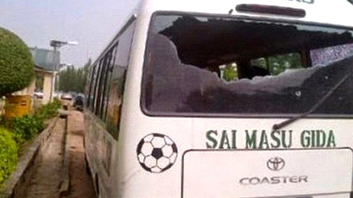 Nijerya\'da 5 Futbolcu, Silahlı Soygunda Yaralandı