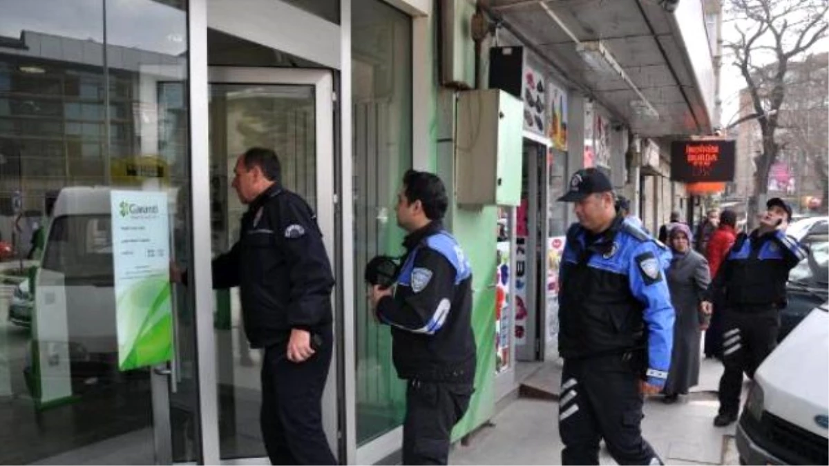 Polisten Banka Görevlilerine, Telefon Dolandırıcılığı Önleme Kartı