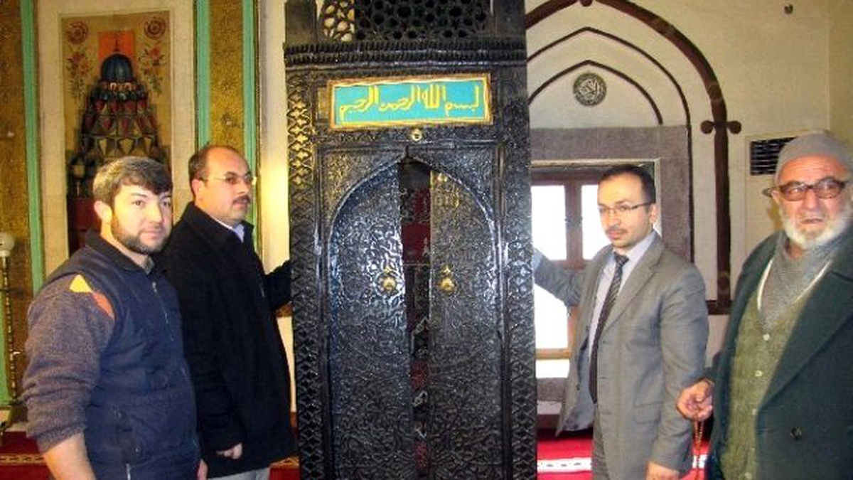 Samsun\'da Çalınan Tarihi Hutbe Kapıları Bursa\'da Bulundu