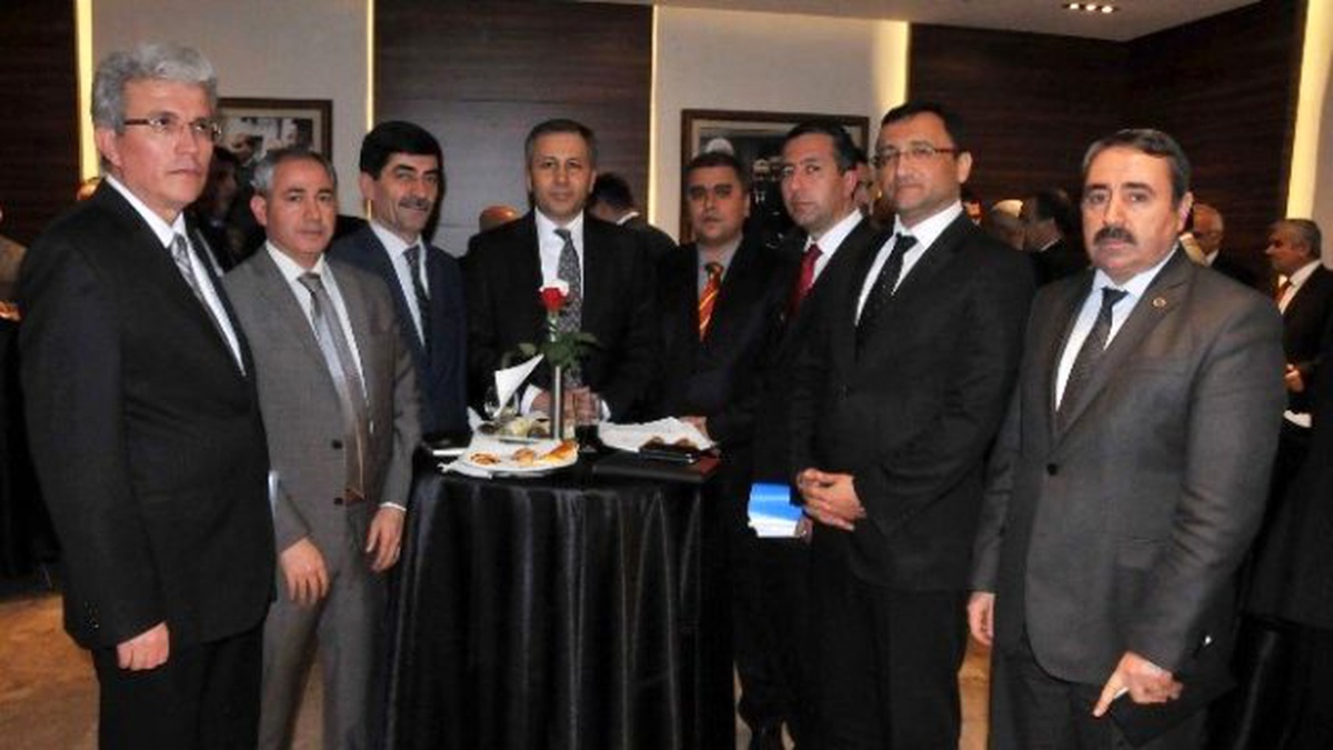 Vali Yerlikaya Kurum Amirleri ile Tanıştı