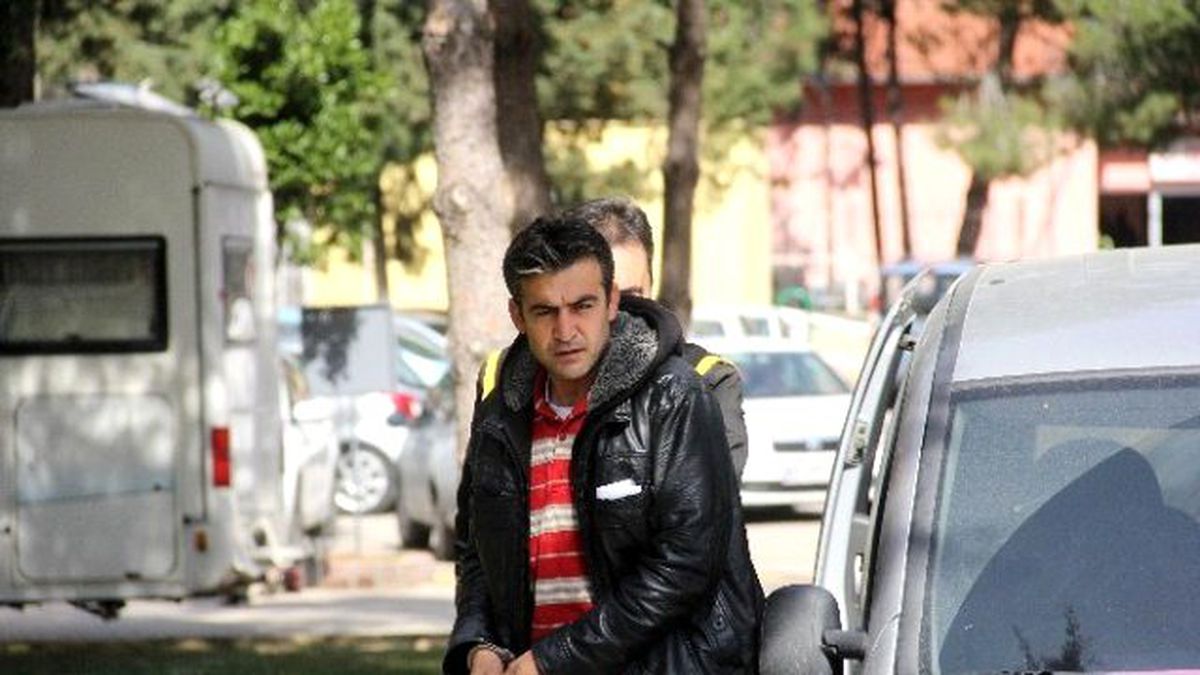 Yardım Bahanesiyle Kadını Dolandırdı, Polise Yakalandı