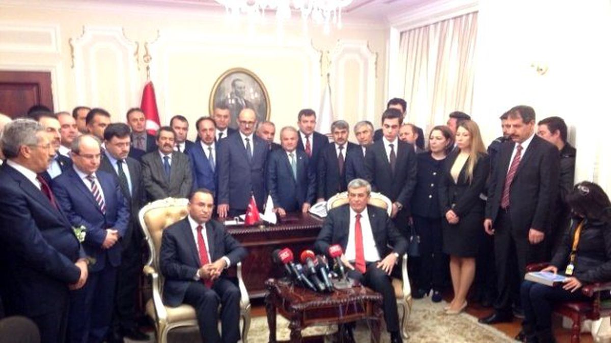 Adalet Bakanlığında Devir-teslim Töreni