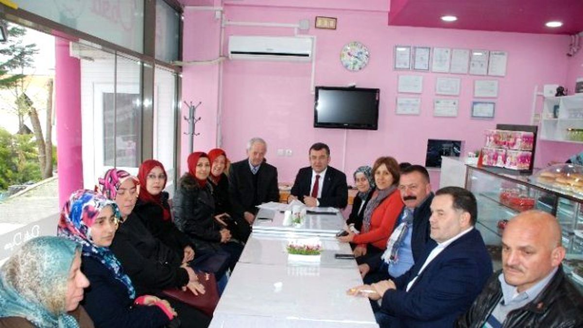 AK Parti\'de Sadık Kurulu Toplantısı
