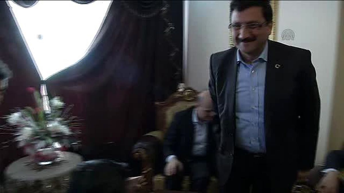 AK Parti'de Sandık Kurulları Toplantısı Yapıldı (2)