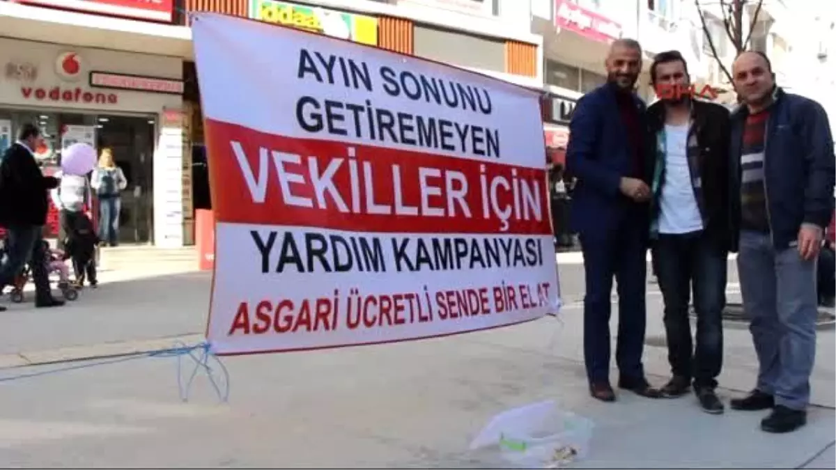 BBP\'li Aday Mahmut Alan\'dan Milletvekilleri İçin İlginç Eylem